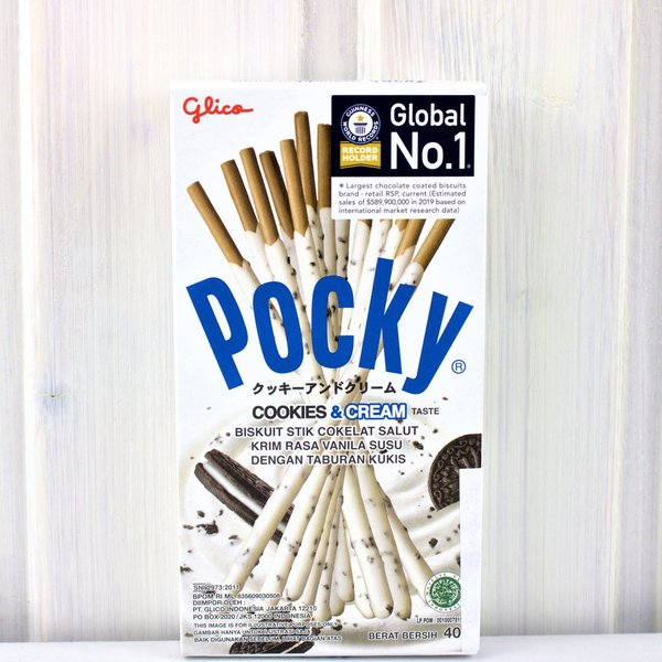 Pocky Sticks Cookies & Cream