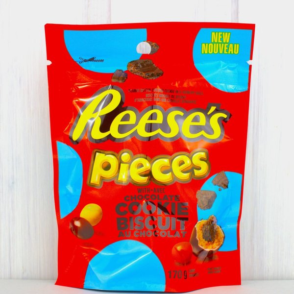 Reese's Pieces With Chocolate Cookie Bisuit